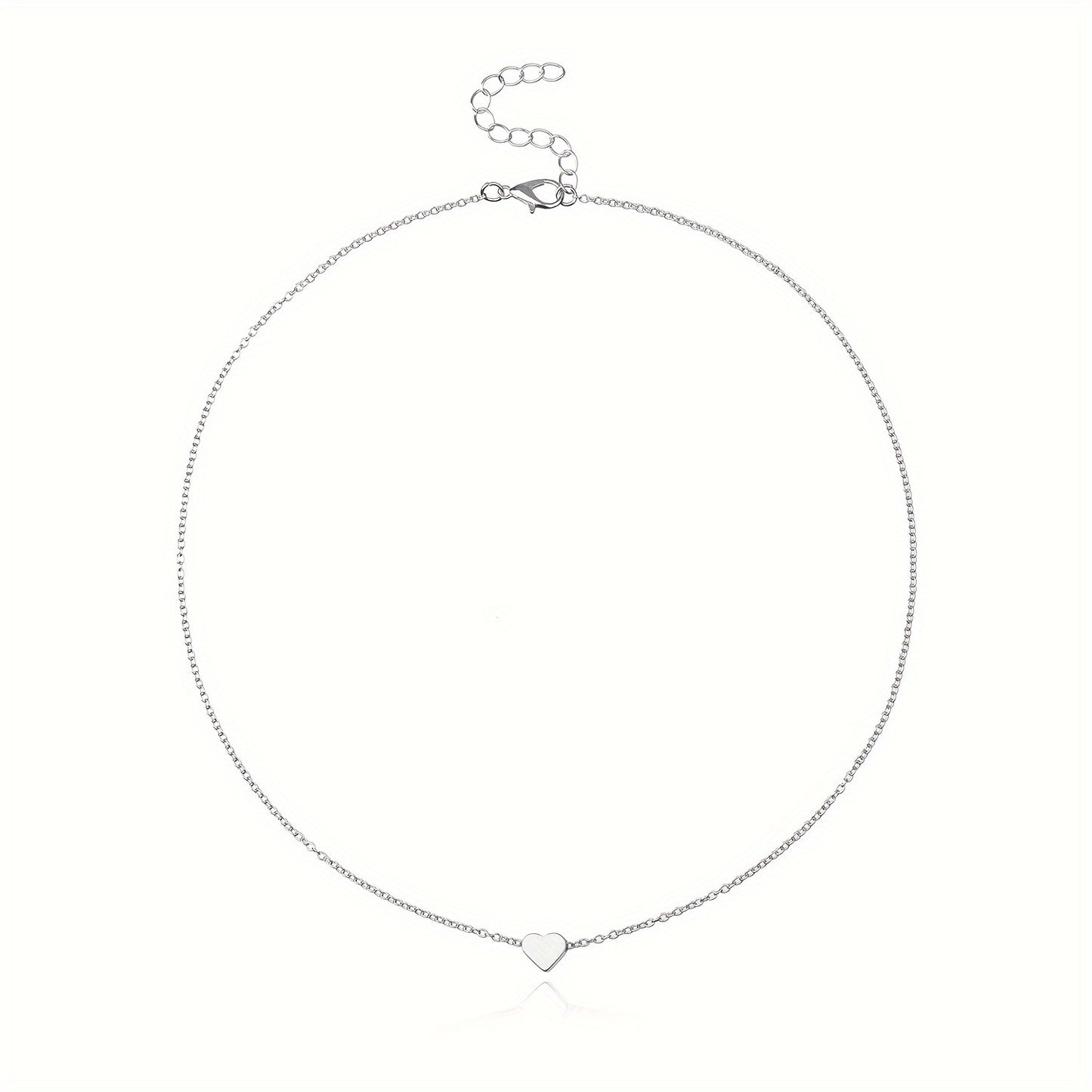 A Simple And Delicate Golden Heart Pendant Necklace That Goes Well With Everything.