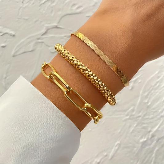 Trendy European And American Accessories: Hot-selling Multi-layer Snake Bone Chain Bracelet Set, Creative Vintage 3-piece Golden Chain Bracelet For Women.
