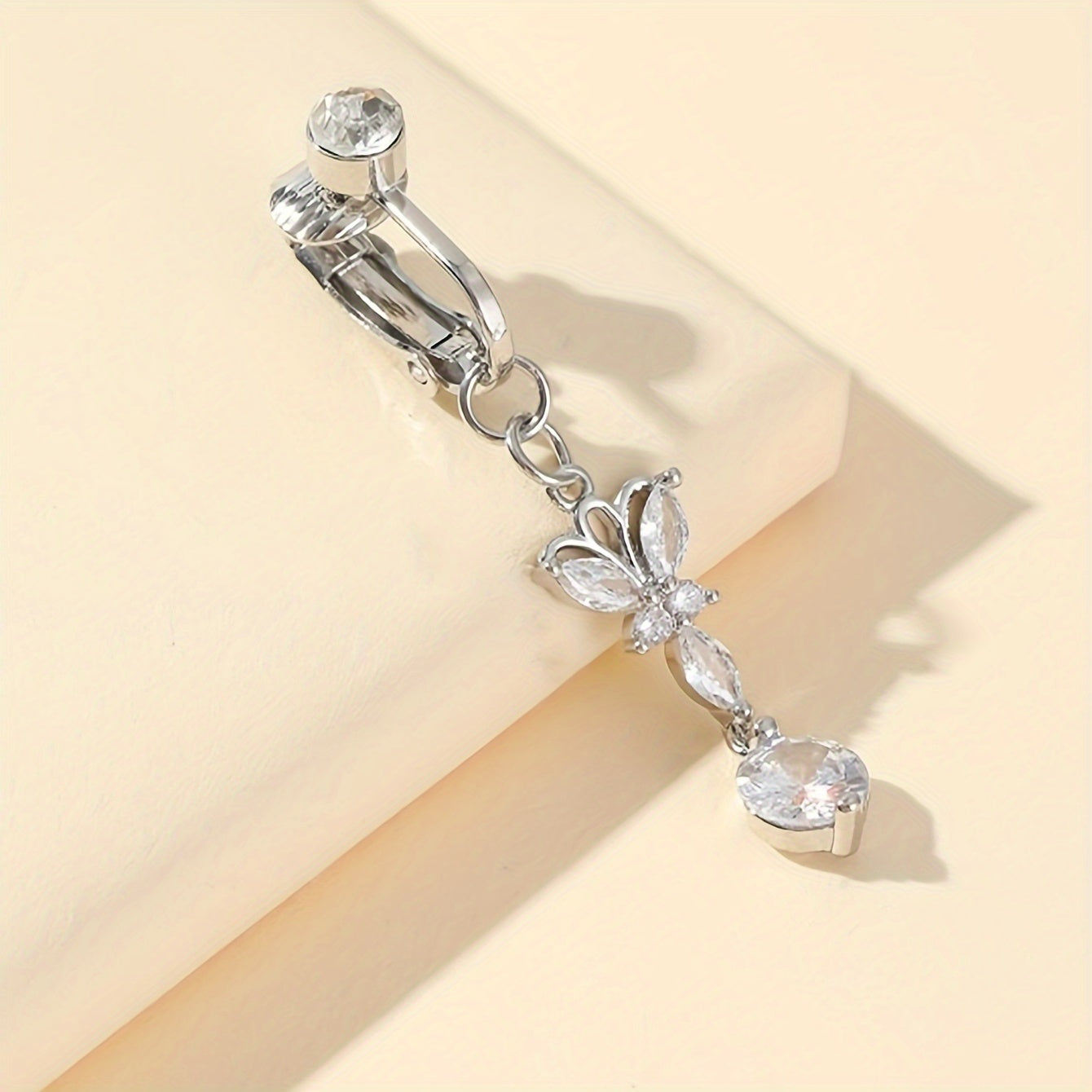 Zinc Alloy Butterfly Clip-On Fake Belly Button Ring - Elegant & Sexy Non-Piercing Jewelry with Cubic Zirconia Accents - Perfect for Daily Wear & Parties