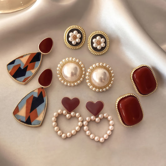 A Set of Five Pairs of Women'S Stylish Earrings in Wine Red, Featuring Vintage Hong Kong Style Faux Pearls, Perfect for Daily Wear, Parties, Valentine'S Day, Or Birthday Gifts.
