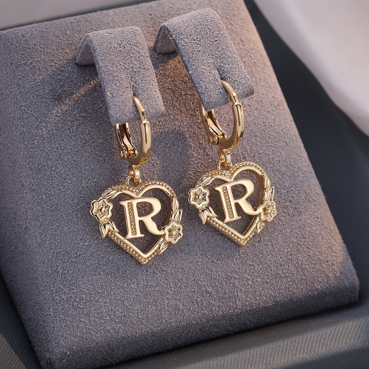 Golden Letter Heart Flower Stud Earrings for Women, Elegant Jewelry Suitable for Banquet and Party Wear