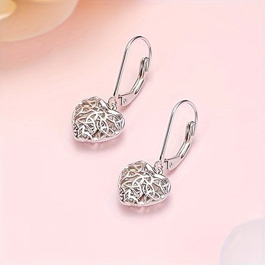 [Heart-shaped Hoop Earrings For Ladies] Exquisite Hollow Heart-shaped Hoop Earrings For Ladies, Perfect For Engagement Parties, Banquets, Valentine's Day, Anniversaries, And Special Occasions.