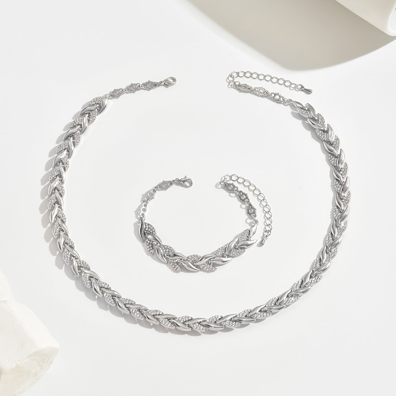 [Elegant Jewelry] Elegant 1 Bracelet 1 Necklace Fish Tail Jewelry Set | Inlaid Glass Rhinestone, Suitable for Women's Autumn and Winter Banquet Daily Wear