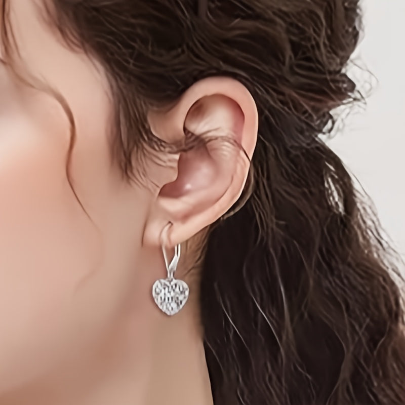 [Heart-shaped Hoop Earrings For Ladies] Exquisite Hollow Heart-shaped Hoop Earrings For Ladies, Perfect For Engagement Parties, Banquets, Valentine's Day, Anniversaries, And Special Occasions.