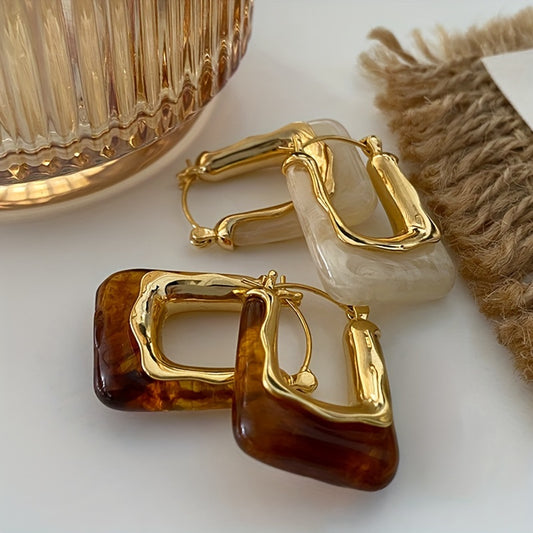 1 Pair Elegant Vintage U-Shaped Hoop Earrings with Golden-Tone Finish & Resin Inlay – Stylish Everyday Accessory for Women, Perfect Gift for Mother’s Day or Daily Wear