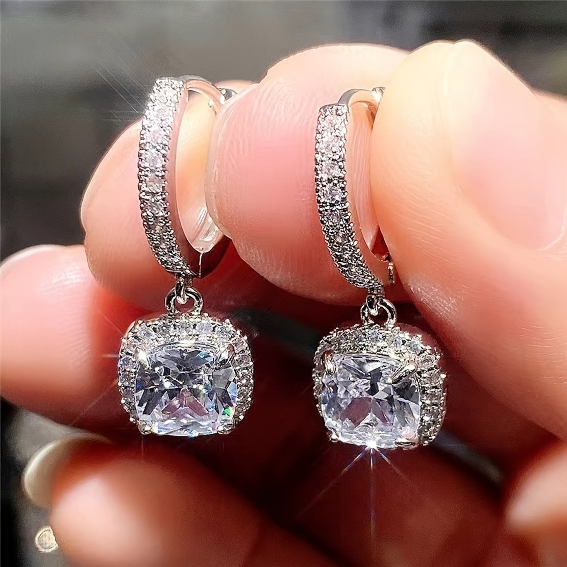 A Pair of Copper Square Design Earrings with Micro Zirconia for Ladies, Suitable for Weddings and Daily Use